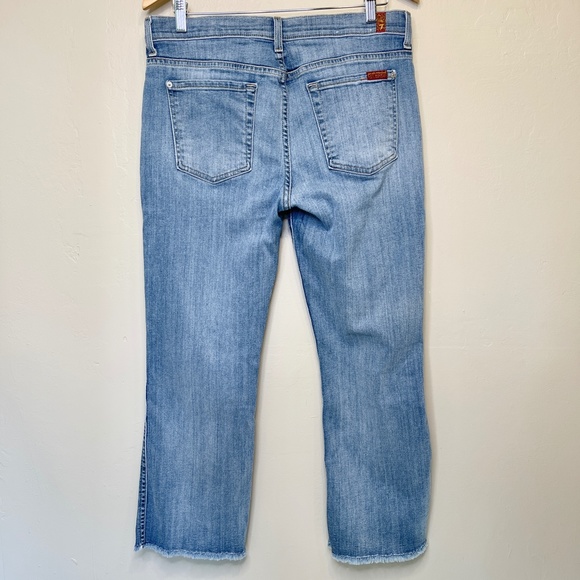 7 for all Mankind | Mid Rise Med Wash Frayed Ankle Cropped Boot Capri Jeans - Picture 3 of 12